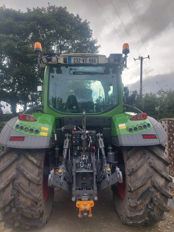 FENDT Vario 312 - Traktor: gambar 2 FENDT Vario 312 - Traktor: gambar 2