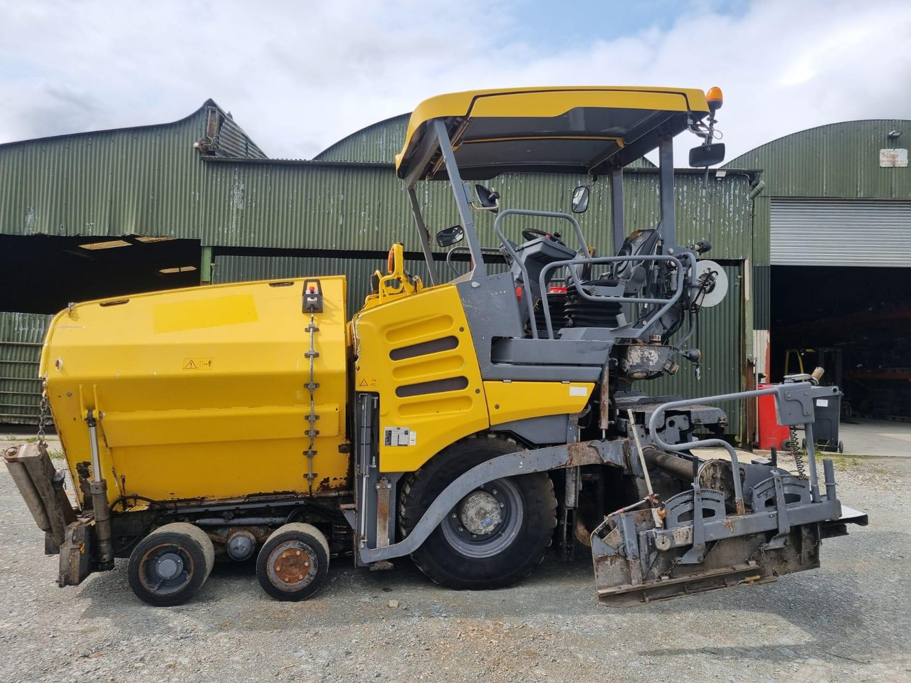 Vogele S1303-3i - Paver aspal: gambar 1 Vogele S1303-3i - Paver aspal: gambar 1