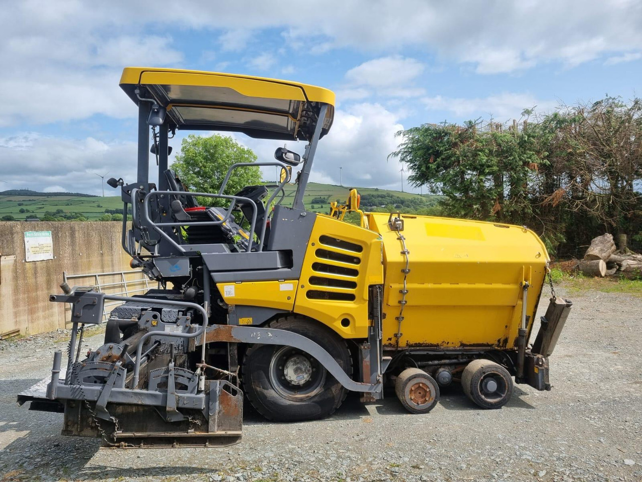 Vogele S1303-3i - Paver aspal: gambar 2 Vogele S1303-3i - Paver aspal: gambar 2