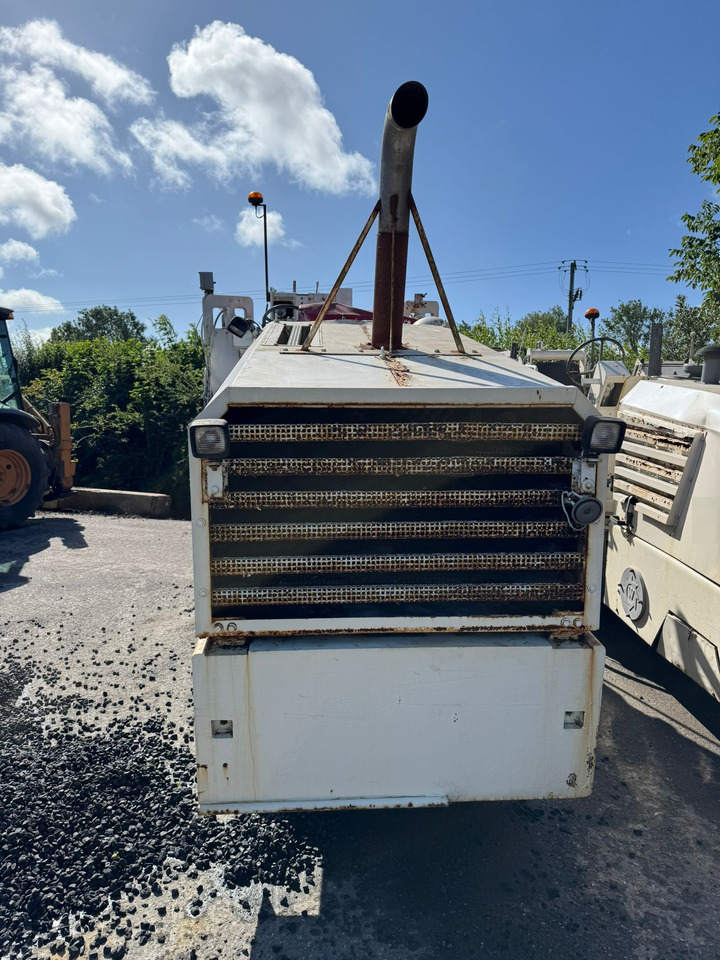 WIRTGEN W600DC - Mesin penggilingan jalan: gambar 2 WIRTGEN W600DC - Mesin penggilingan jalan: gambar 2
