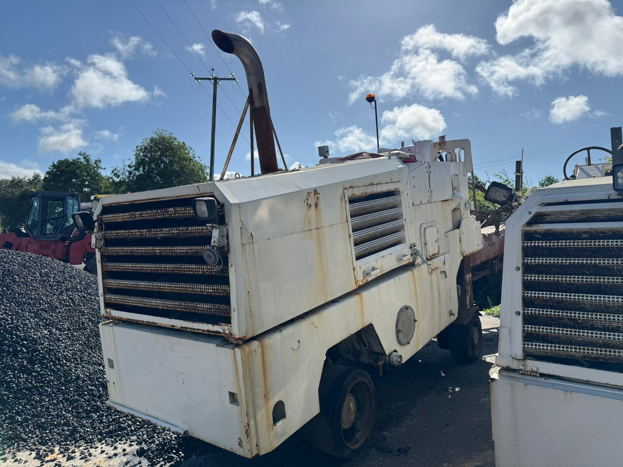WIRTGEN W600DC - Mesin penggilingan jalan: gambar 4 WIRTGEN W600DC - Mesin penggilingan jalan: gambar 4