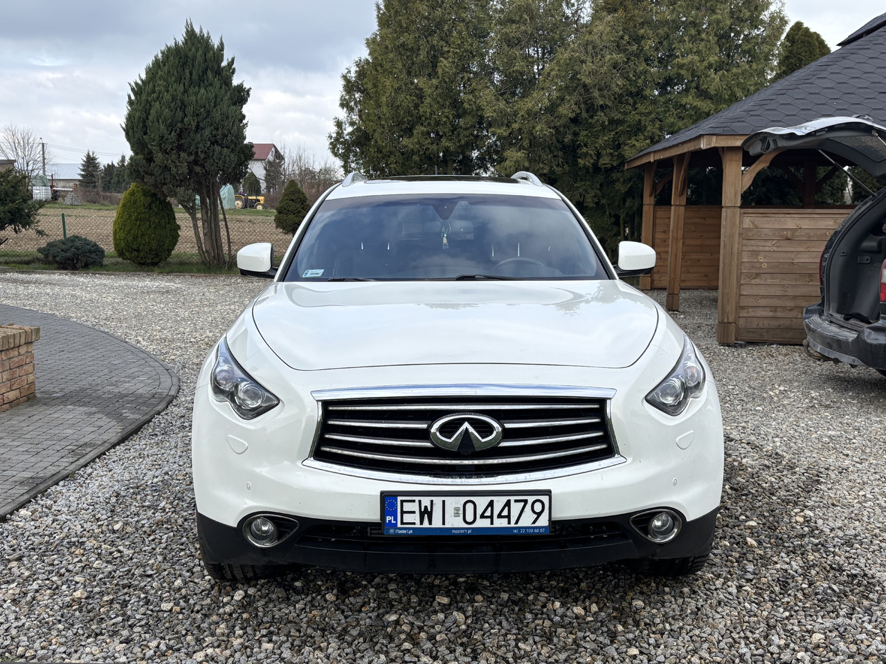 Infiniti QX70 FX30 Diesel V6 Euro6 - Mobil SUV: gambar 2 Infiniti QX70 FX30 Diesel V6 Euro6 - Mobil SUV: gambar 2