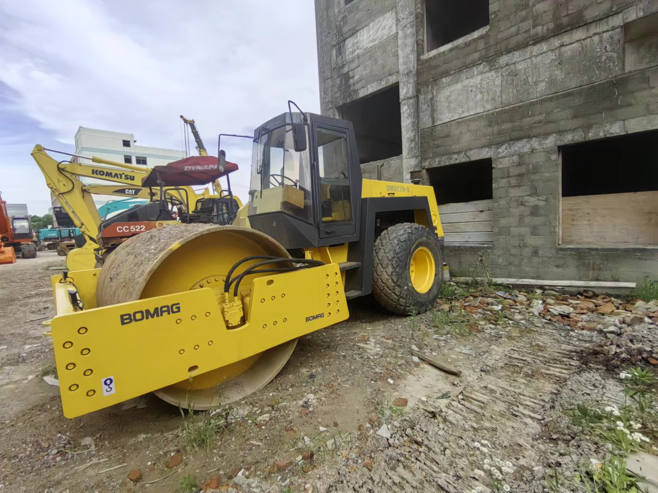 BOMAG BW217D - Roller jalan: gambar 4 BOMAG BW217D - Roller jalan: gambar 4