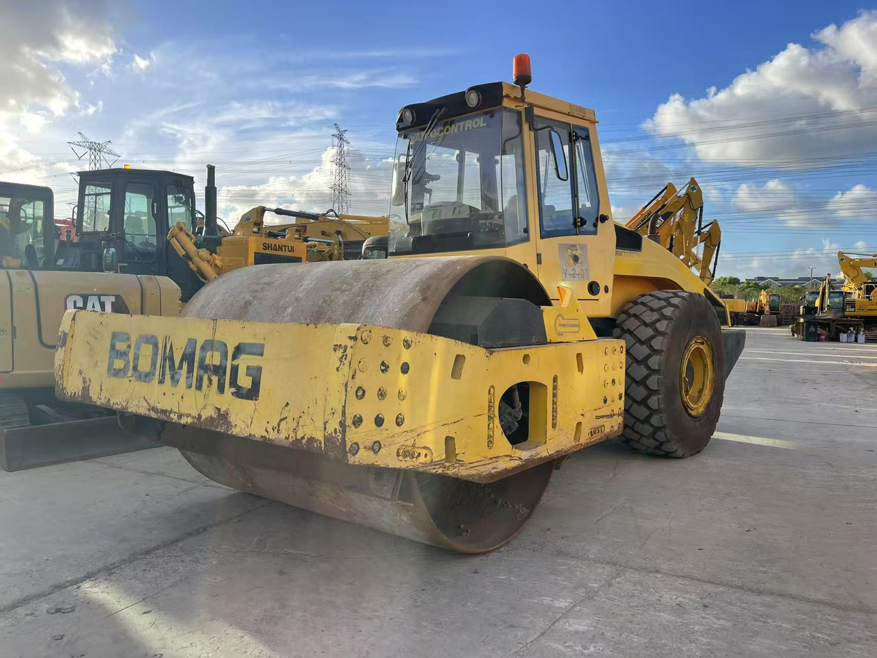 BOMAG BW226 - Roller jalan: gambar 4 BOMAG BW226 - Roller jalan: gambar 4