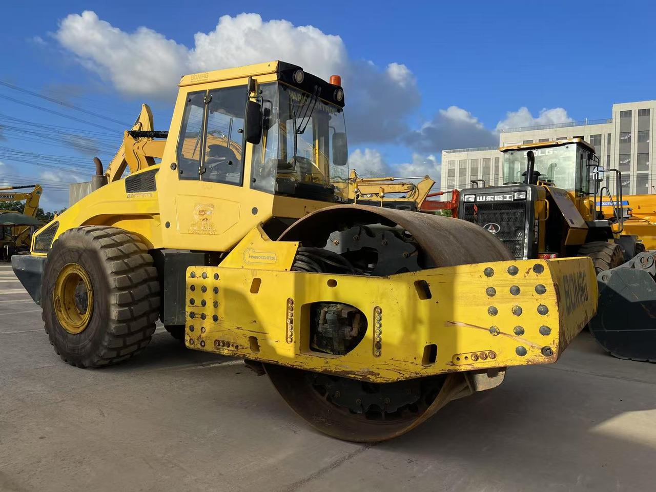 BOMAG BW226 - Roller jalan: gambar 2 BOMAG BW226 - Roller jalan: gambar 2