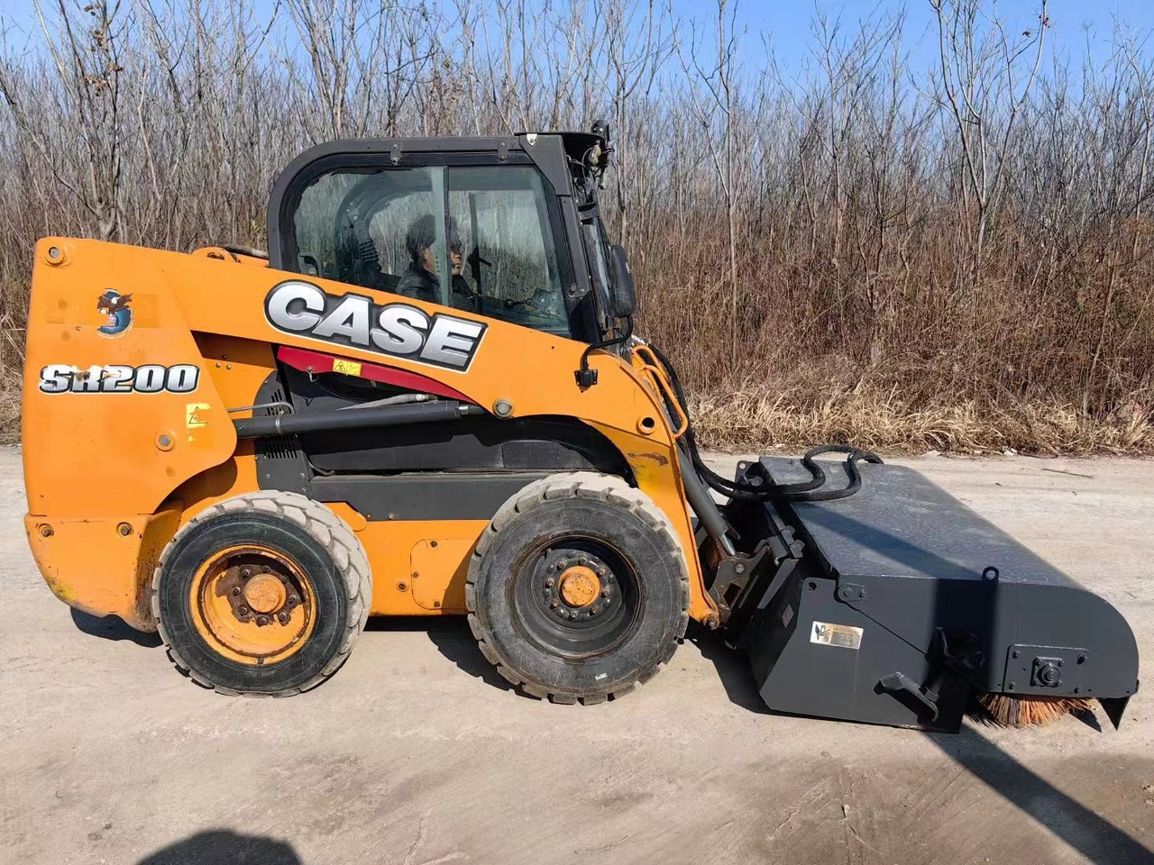 CASE SR200 - Skid steer: gambar 1 CASE SR200 - Skid steer: gambar 1