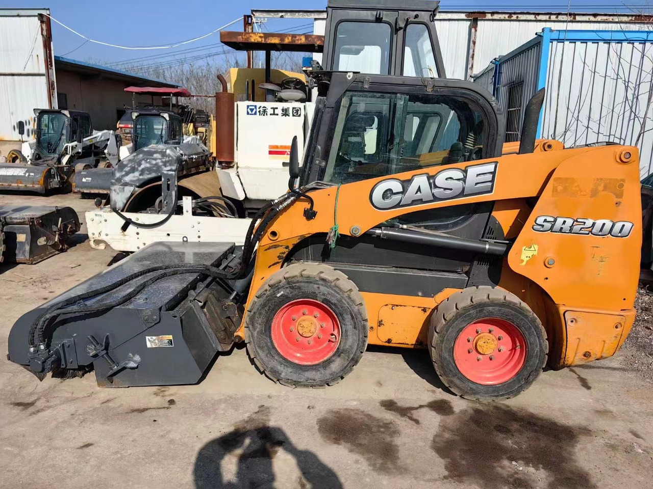 CASE SR200 - Skid steer: gambar 2 CASE SR200 - Skid steer: gambar 2
