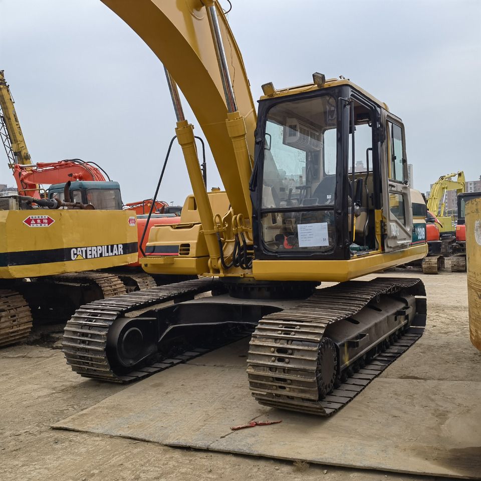CAT 320B - Ekskavator perayap: gambar 4 CAT 320B - Ekskavator perayap: gambar 4