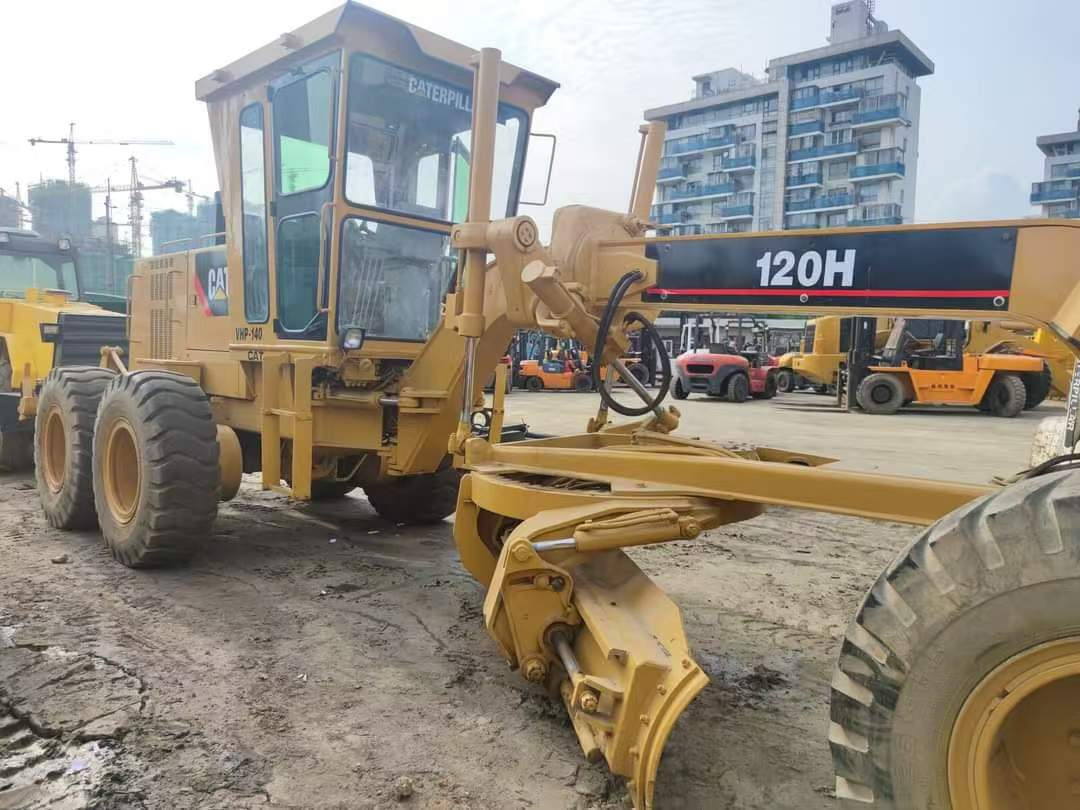 CATERPILLAR 120H - Grader: gambar 3 CATERPILLAR 120H - Grader: gambar 3