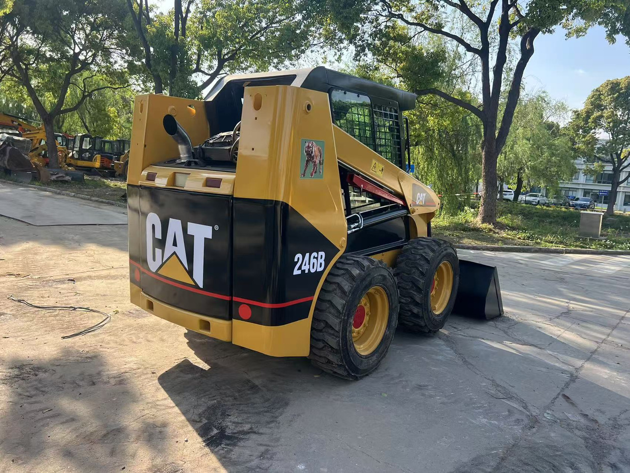 CATERPILLAR 246B - Skid steer: gambar 2 CATERPILLAR 246B - Skid steer: gambar 2
