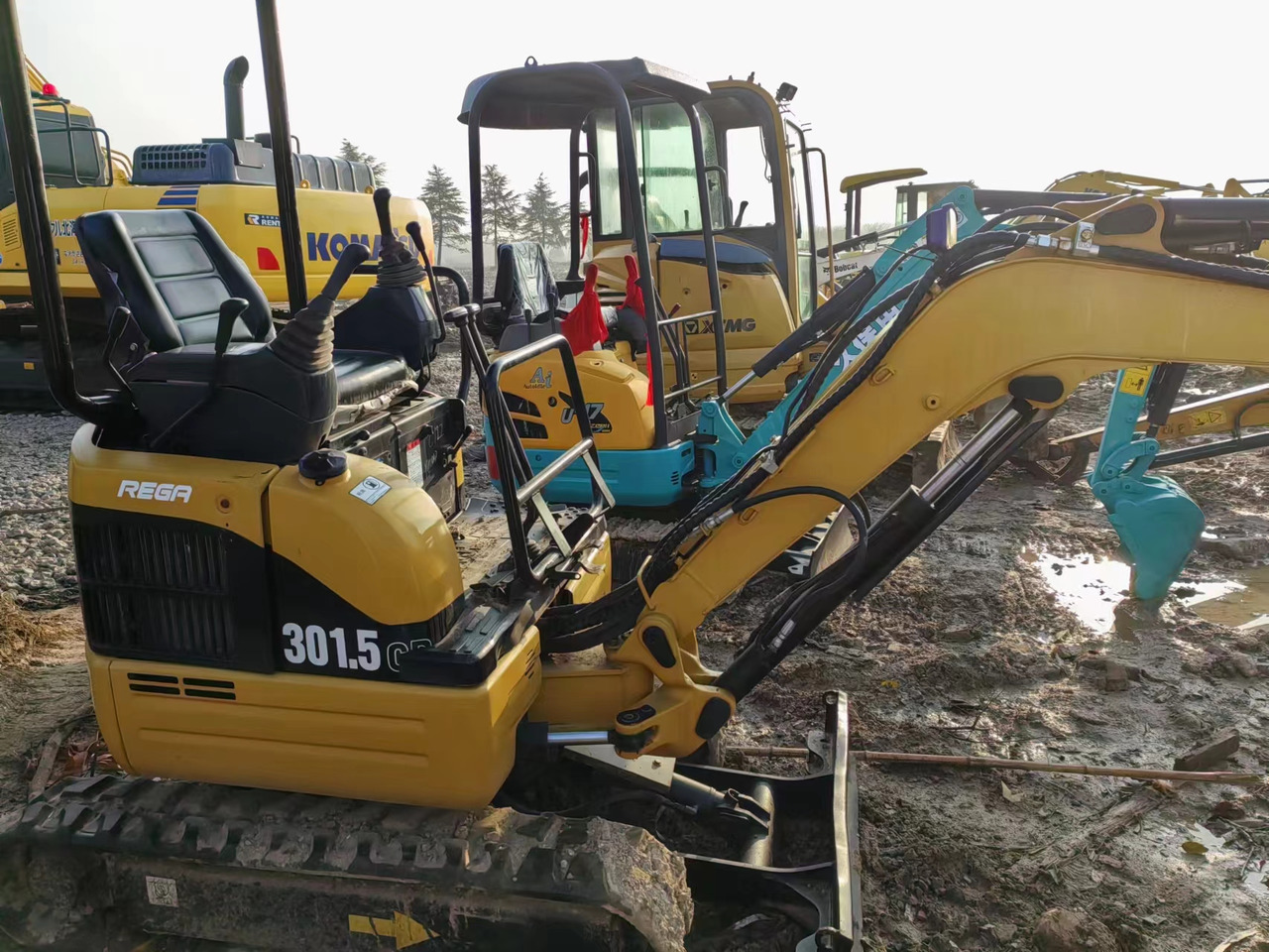 CATERPILLAR 301.5C - Ekskavator mini: gambar 2 CATERPILLAR 301.5C - Ekskavator mini: gambar 2