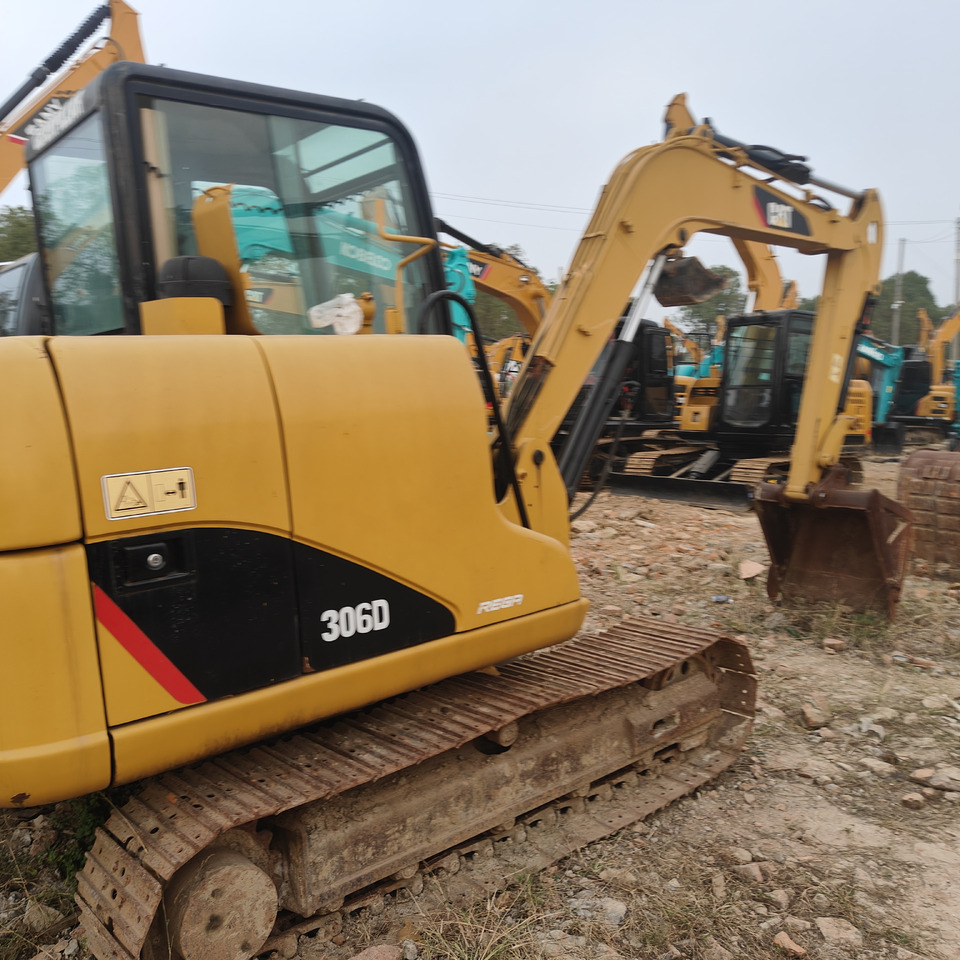 CATERPILLAR 306D - Ekskavator mini: gambar 3 CATERPILLAR 306D - Ekskavator mini: gambar 3