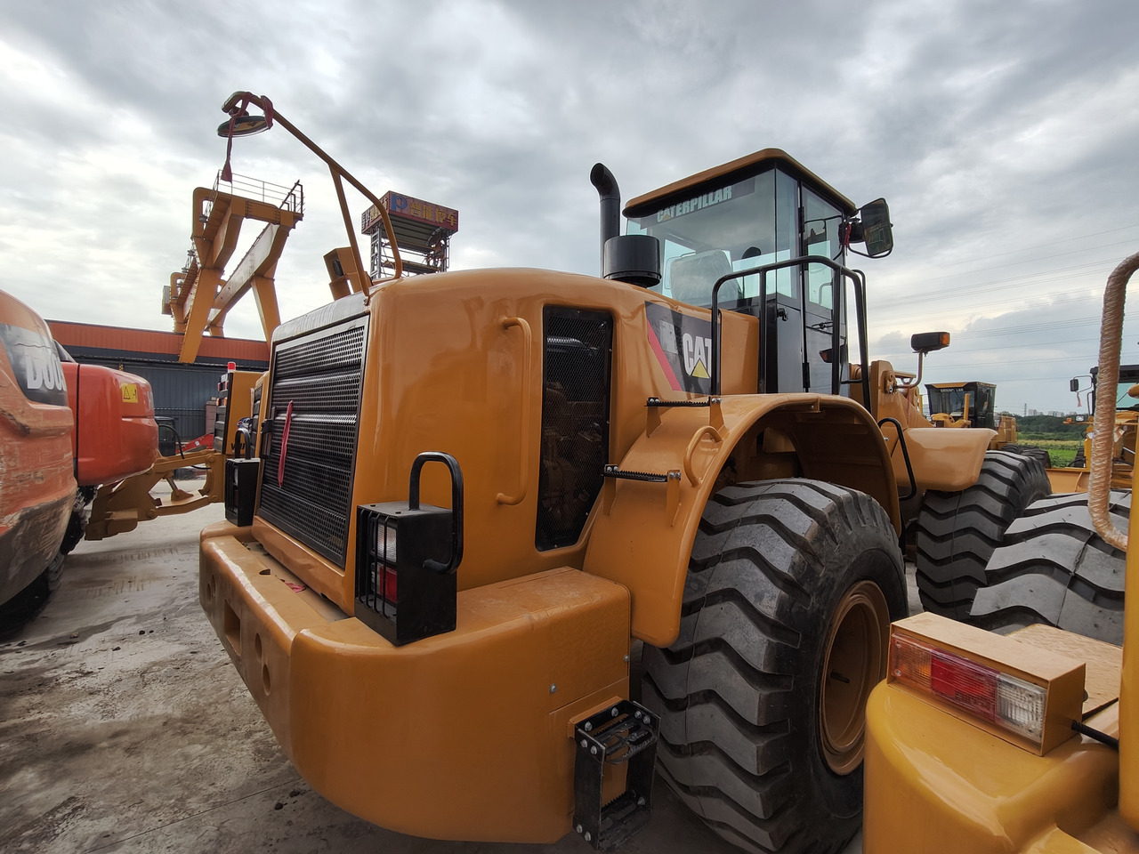 CATERPILLAR 950H - Wheel loader: gambar 4 CATERPILLAR 950H - Wheel loader: gambar 4