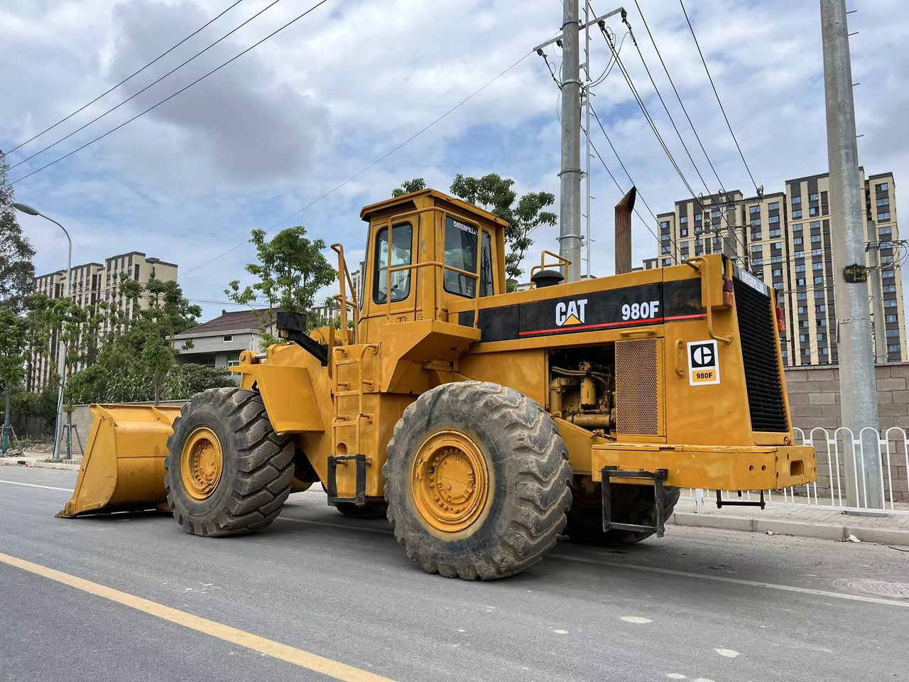 CATERPILLAR 980F - Crawler loader: gambar 2 CATERPILLAR 980F - Crawler loader: gambar 2