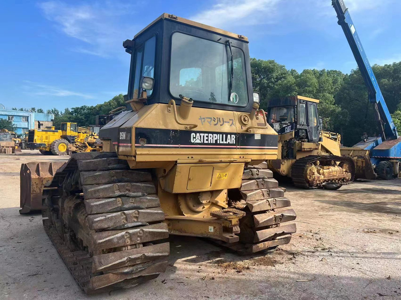 CATERPILLAR D5M - Bulldozer: gambar 5 CATERPILLAR D5M - Bulldozer: gambar 5