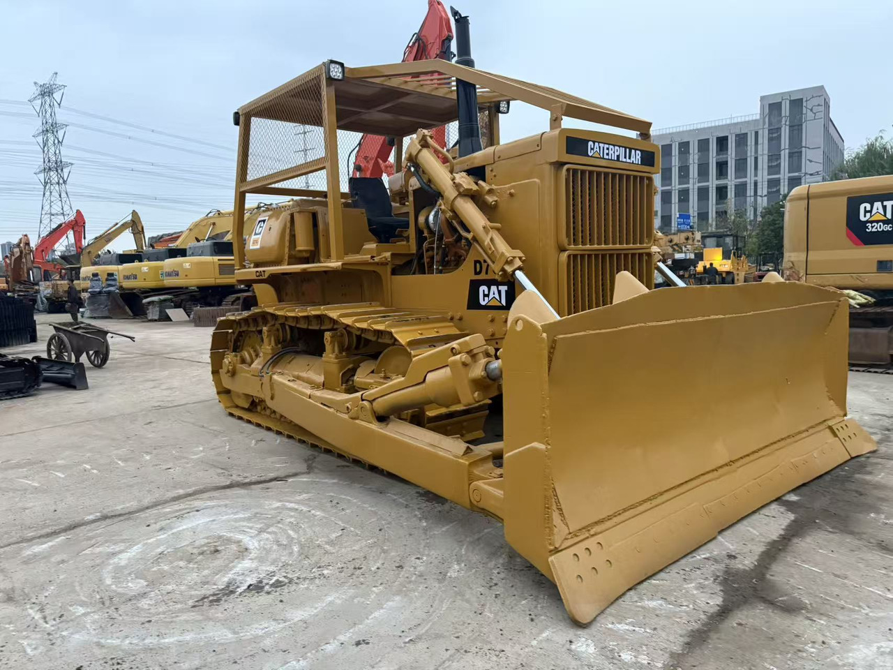 CATERPILLAR D7G-winch - Bulldozer: gambar 2 CATERPILLAR D7G-winch - Bulldozer: gambar 2