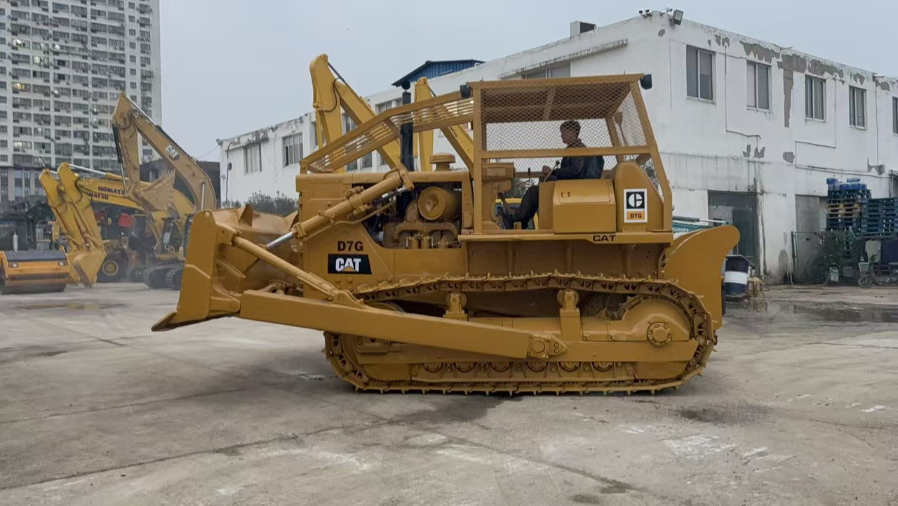 CATERPILLAR D7G-winch - Bulldozer: gambar 1 CATERPILLAR D7G-winch - Bulldozer: gambar 1