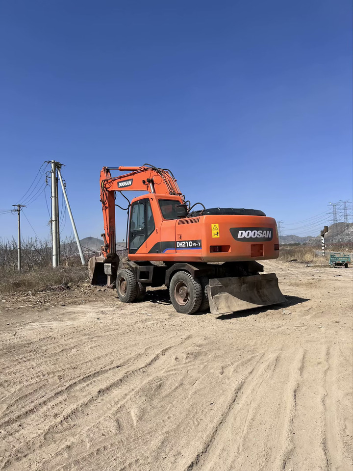 DOOSAN DH210W-7 - Ekskavator roda: gambar 5 DOOSAN DH210W-7 - Ekskavator roda: gambar 5
