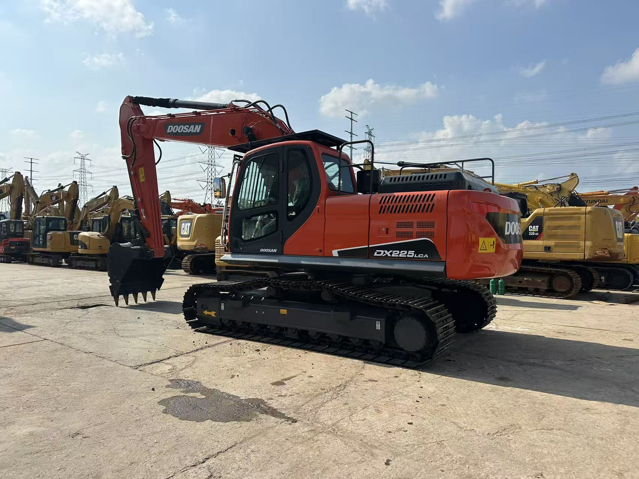 DOOSAN DX225LCA - Ekskavator perayap: gambar 2 DOOSAN DX225LCA - Ekskavator perayap: gambar 2