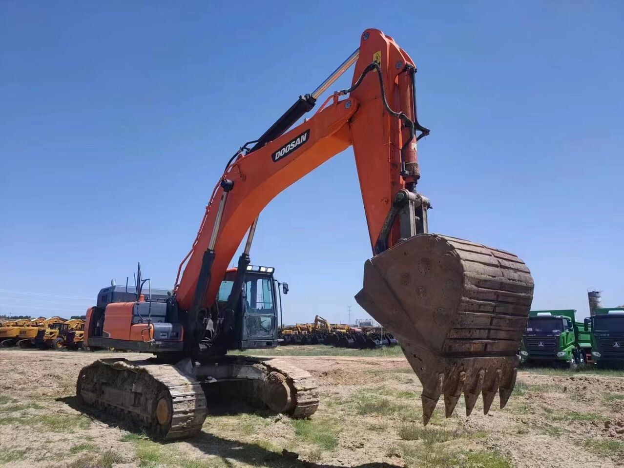 DOOSAN DX520LC-9C - Ekskavator: gambar 2 DOOSAN DX520LC-9C - Ekskavator: gambar 2