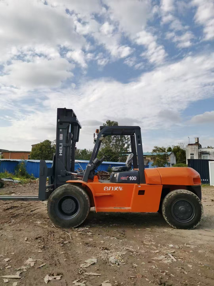 HELI 10-ton - Forklift diesel: gambar 1 HELI 10-ton - Forklift diesel: gambar 1