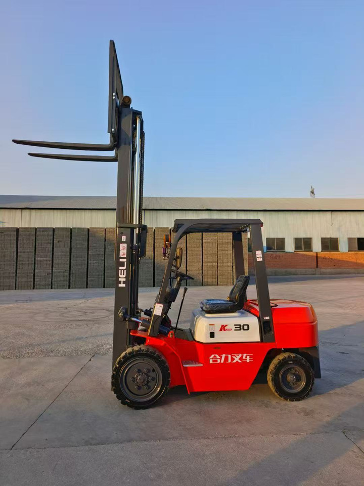 HELI 30 - Forklift diesel: gambar 3 HELI 30 - Forklift diesel: gambar 3