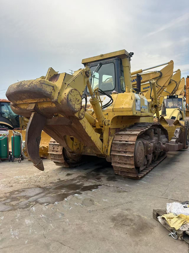 KOMATSU D155A-5 - Bulldozer: gambar 3 KOMATSU D155A-5 - Bulldozer: gambar 3