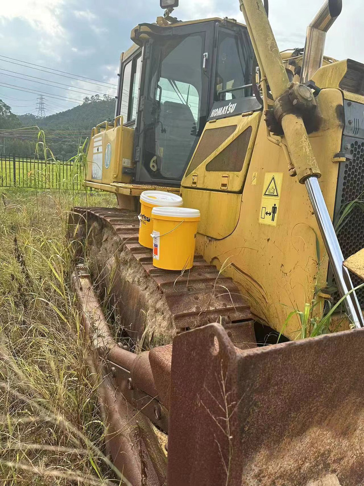 KOMATSU D65EX - Bulldozer: gambar 3 KOMATSU D65EX - Bulldozer: gambar 3