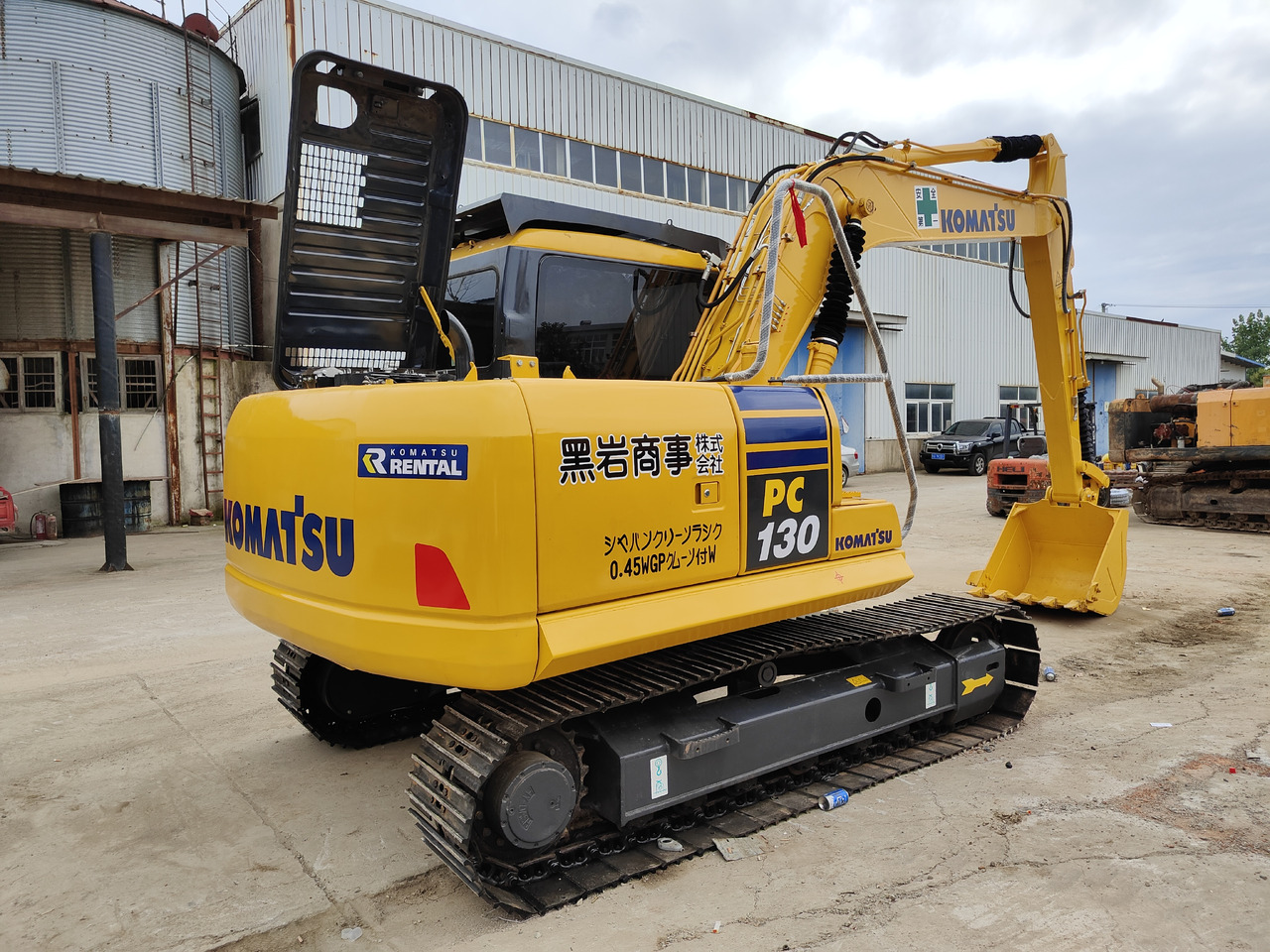 KOMATSU PC130-7 - Ekskavator perayap: gambar 2 KOMATSU PC130-7 - Ekskavator perayap: gambar 2