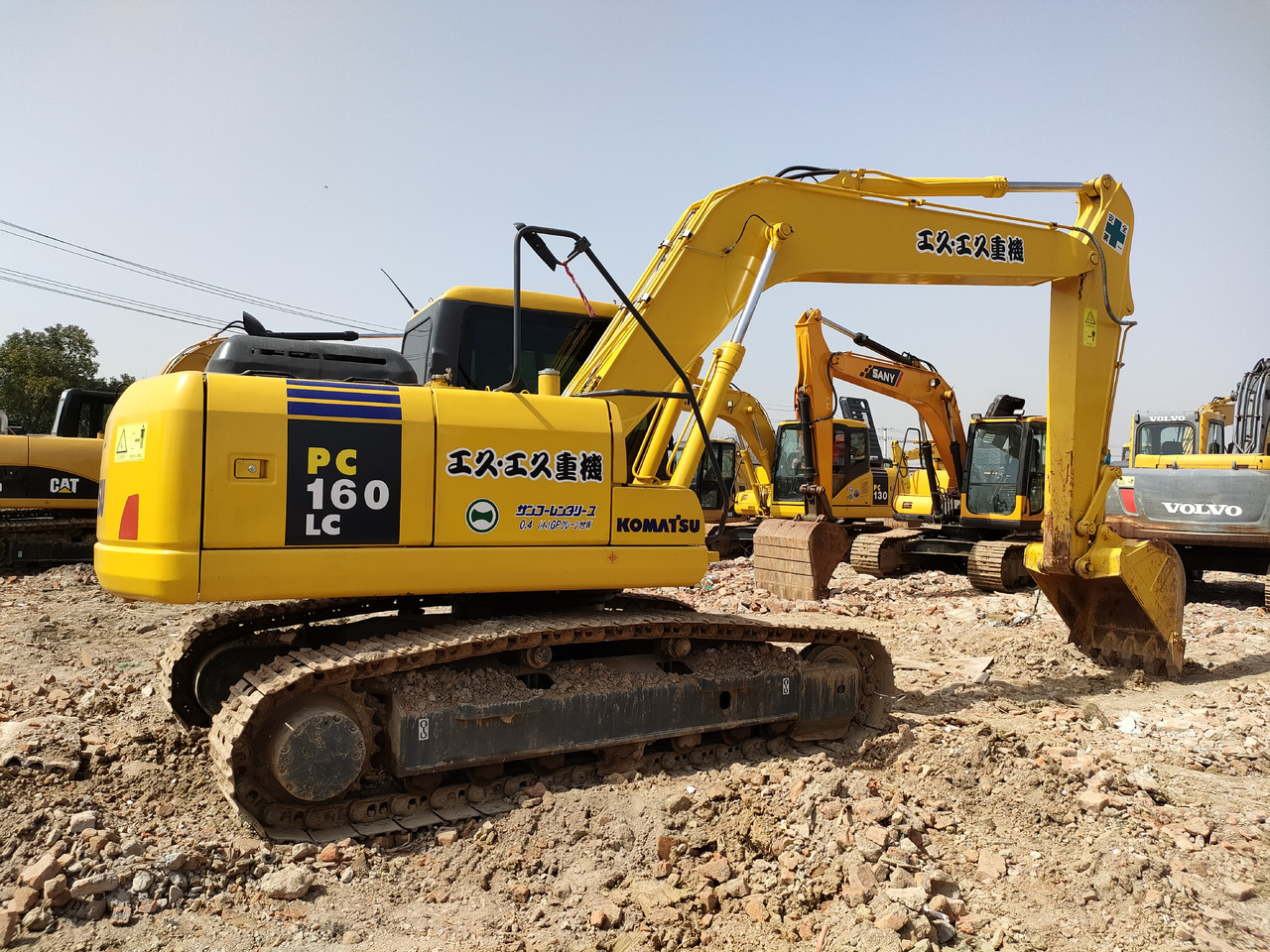 KOMATSU PC160-7 - Ekskavator perayap: gambar 4 KOMATSU PC160-7 - Ekskavator perayap: gambar 4