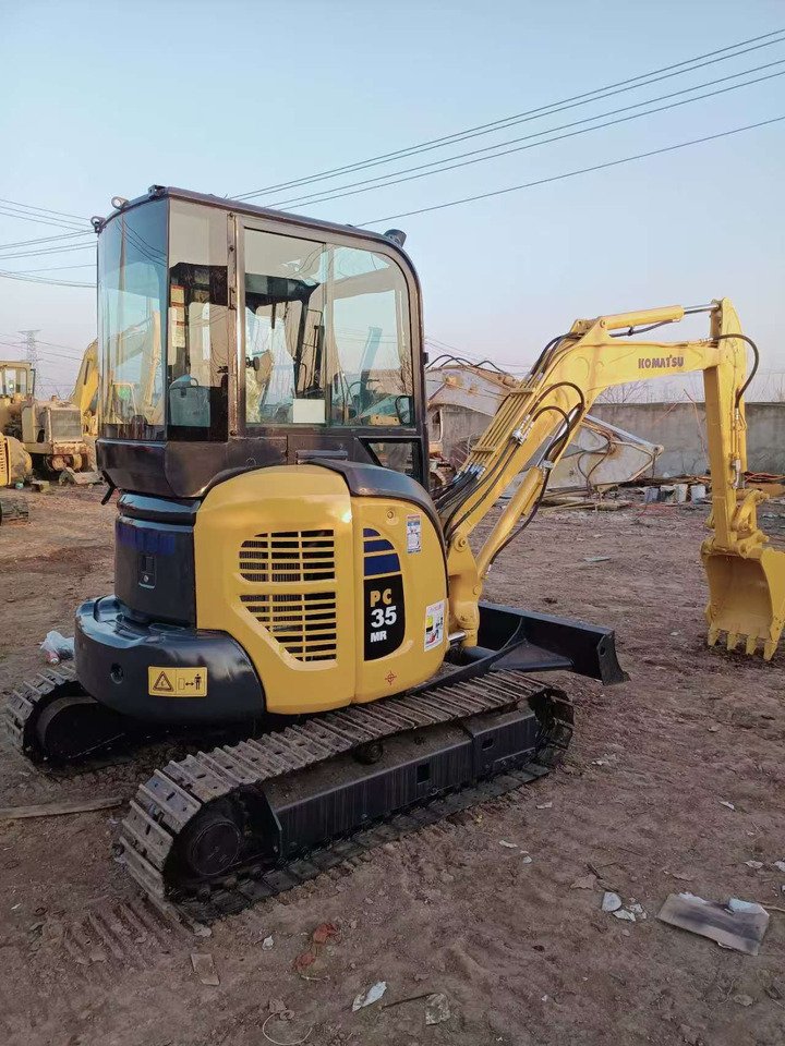 KOMATSU PC35 - Ekskavator mini: gambar 2 KOMATSU PC35 - Ekskavator mini: gambar 2