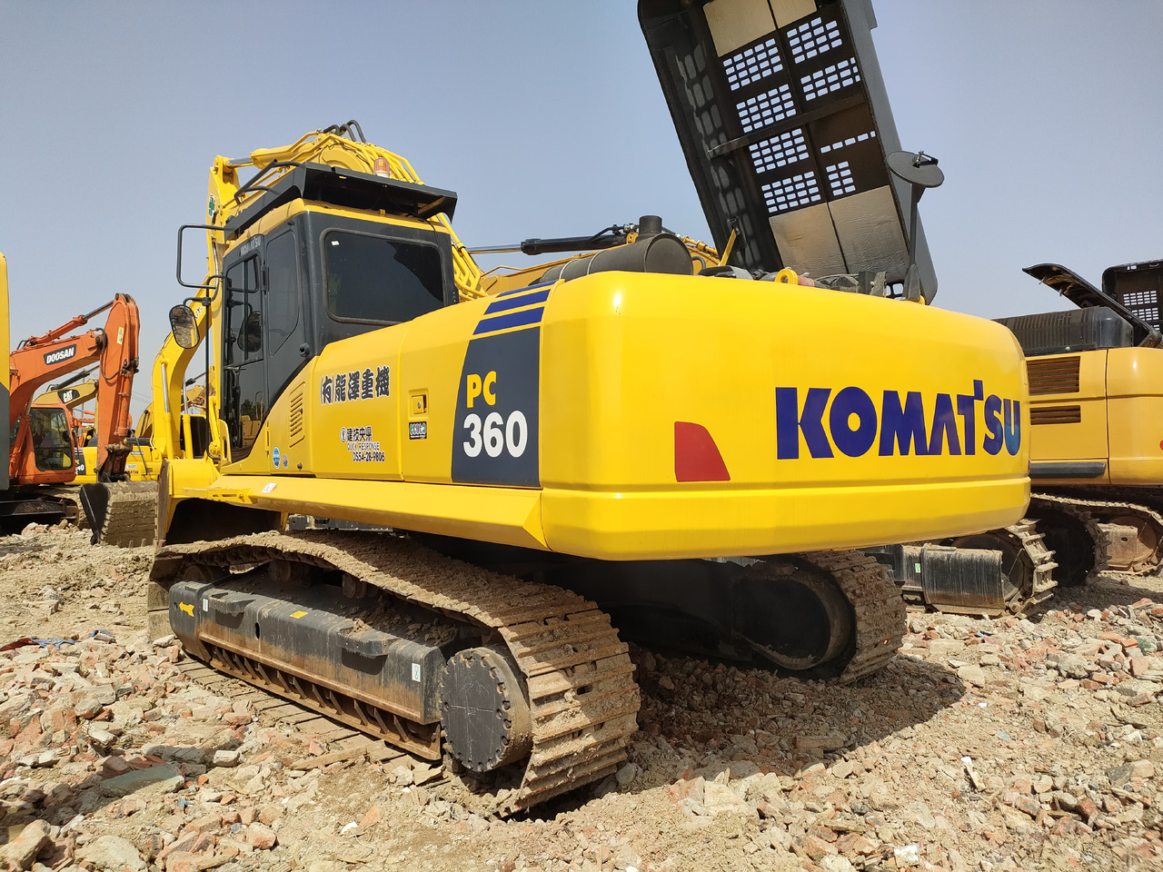 KOMATSU PC360-7 - Ekskavator perayap: gambar 4 KOMATSU PC360-7 - Ekskavator perayap: gambar 4