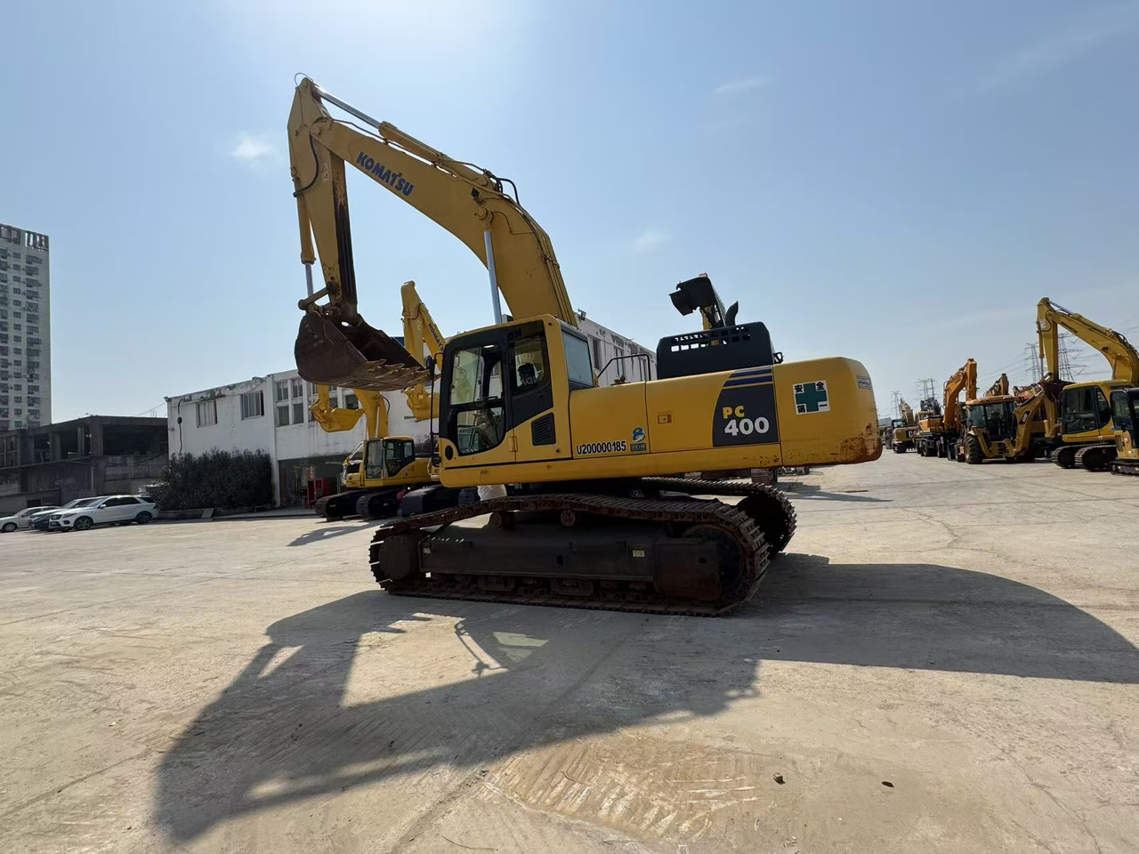 KOMATSU PC400-8 - Ekskavator perayap: gambar 2 KOMATSU PC400-8 - Ekskavator perayap: gambar 2