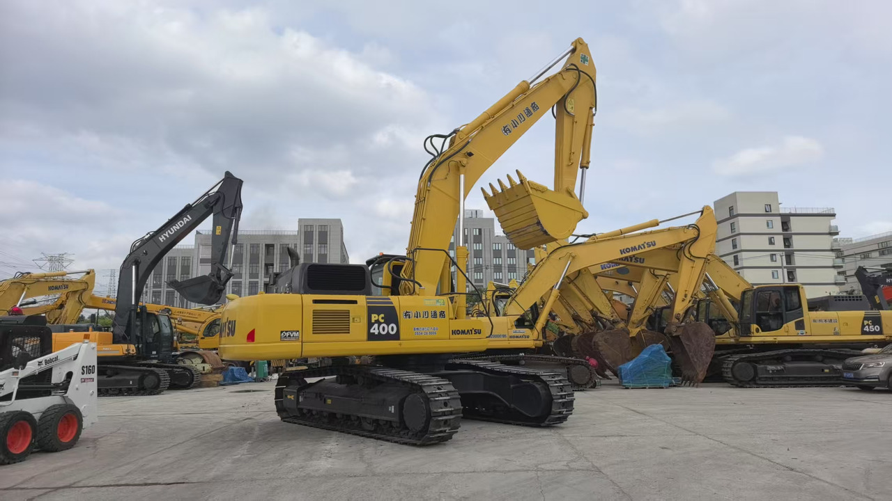 KOMATSU PC400-8 - Ekskavator perayap: gambar 1 KOMATSU PC400-8 - Ekskavator perayap: gambar 1