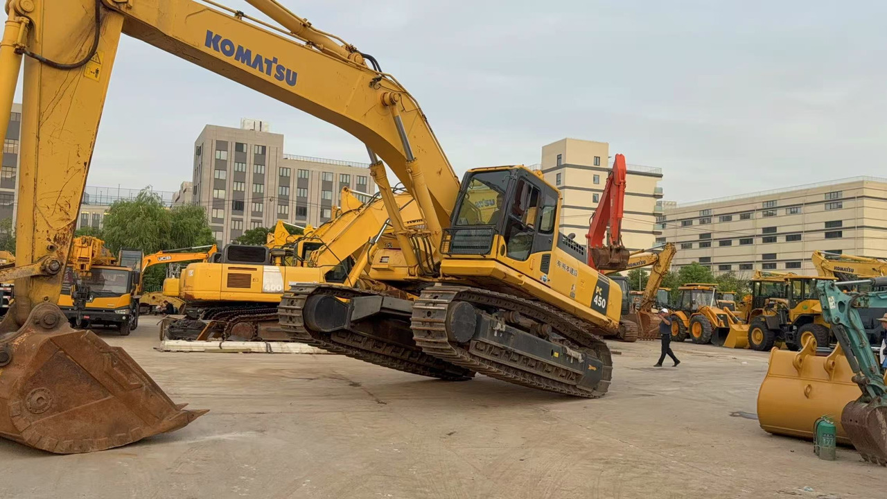 KOMATSU PC450-8 - Ekskavator perayap: gambar 2 KOMATSU PC450-8 - Ekskavator perayap: gambar 2