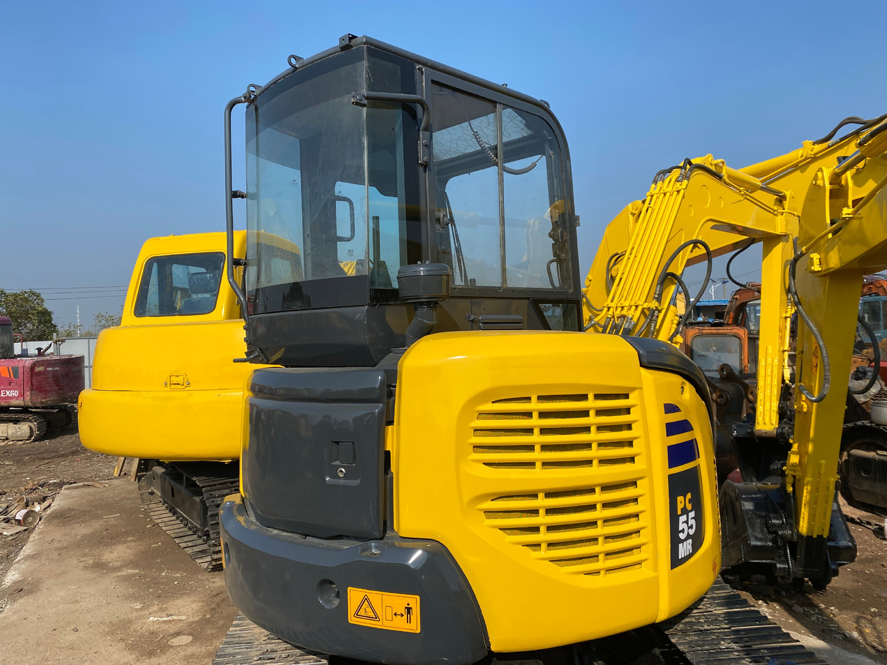 KOMATSU PC55MR - Ekskavator perayap: gambar 4 KOMATSU PC55MR - Ekskavator perayap: gambar 4