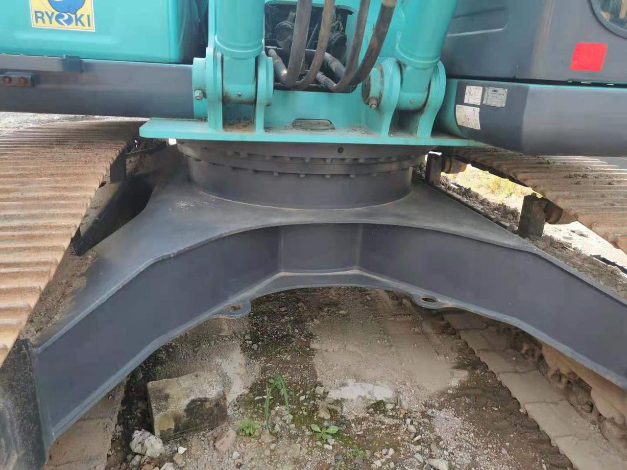 Kobelco 200-8 - Ekskavator: gambar 5 Kobelco 200-8 - Ekskavator: gambar 5