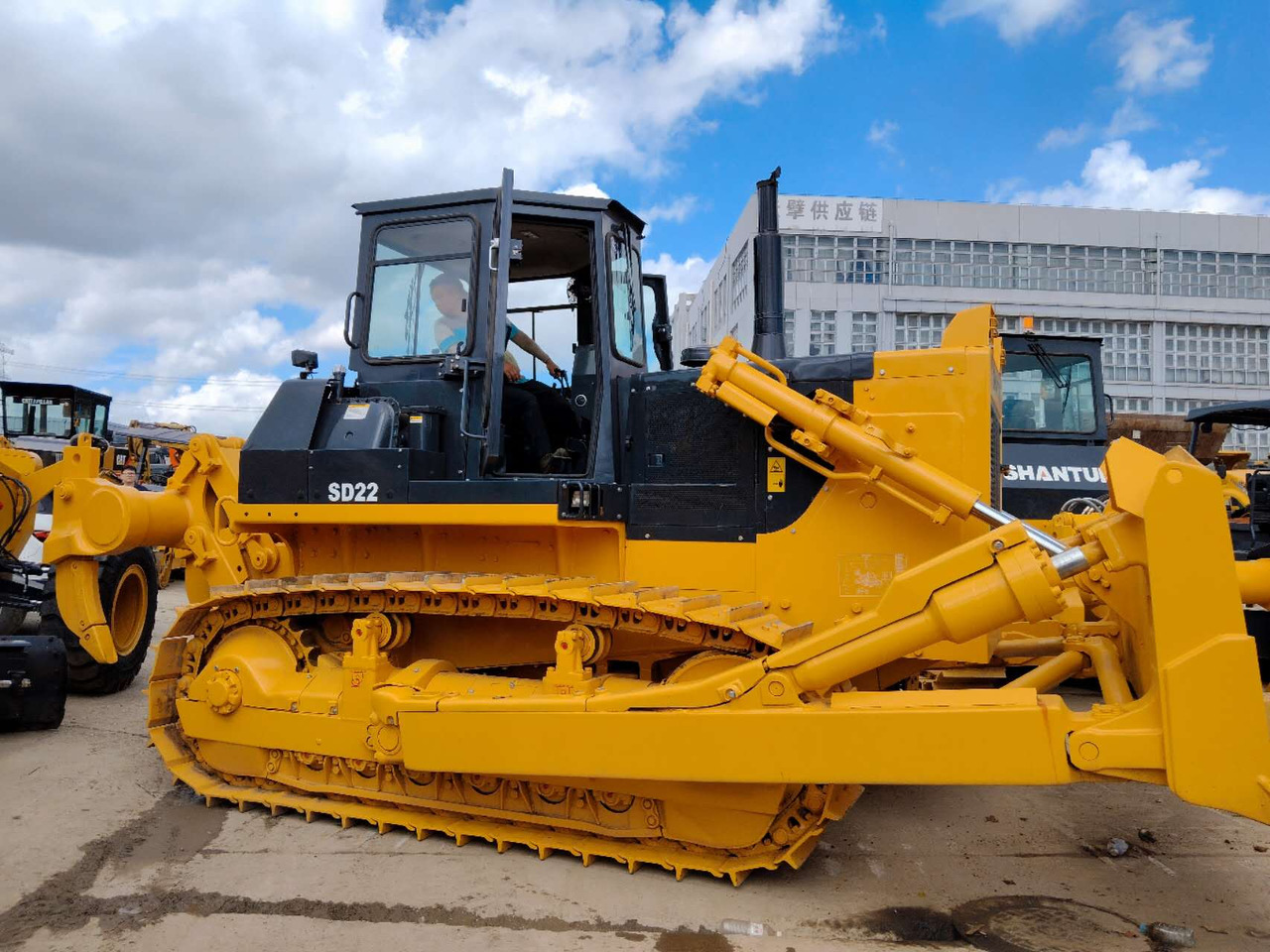 SHANTUI SD22 - Bulldozer: gambar 3 SHANTUI SD22 - Bulldozer: gambar 3