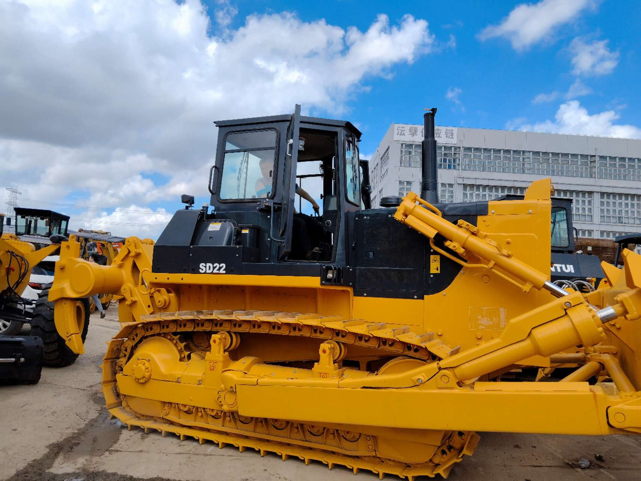 SHANTUI SD22 - Bulldozer: gambar 1 SHANTUI SD22 - Bulldozer: gambar 1