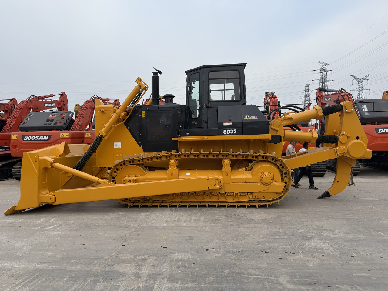 SHANTUI SD32 - Bulldozer: gambar 3 SHANTUI SD32 - Bulldozer: gambar 3