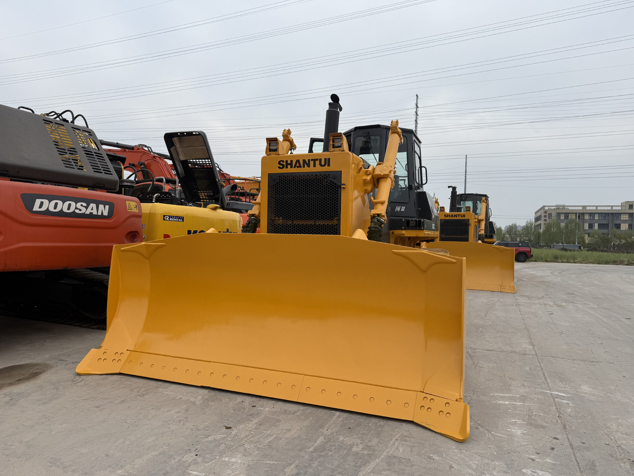 SHANTUI SD32 - Bulldozer: gambar 4 SHANTUI SD32 - Bulldozer: gambar 4