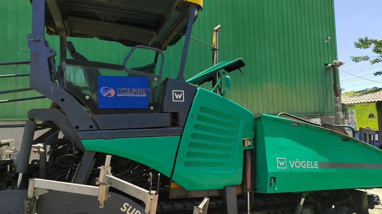 VOGELE 2100 - Paver aspal: gambar 1 VOGELE 2100 - Paver aspal: gambar 1