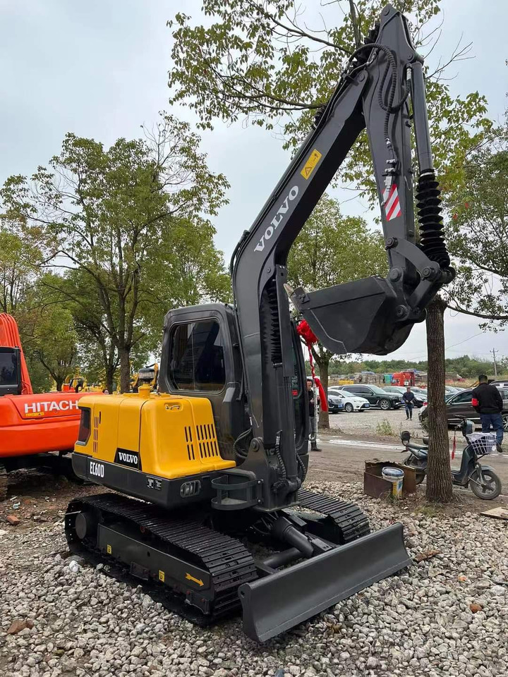 VOLVO EC60D - Ekskavator perayap: gambar 3 VOLVO EC60D - Ekskavator perayap: gambar 3