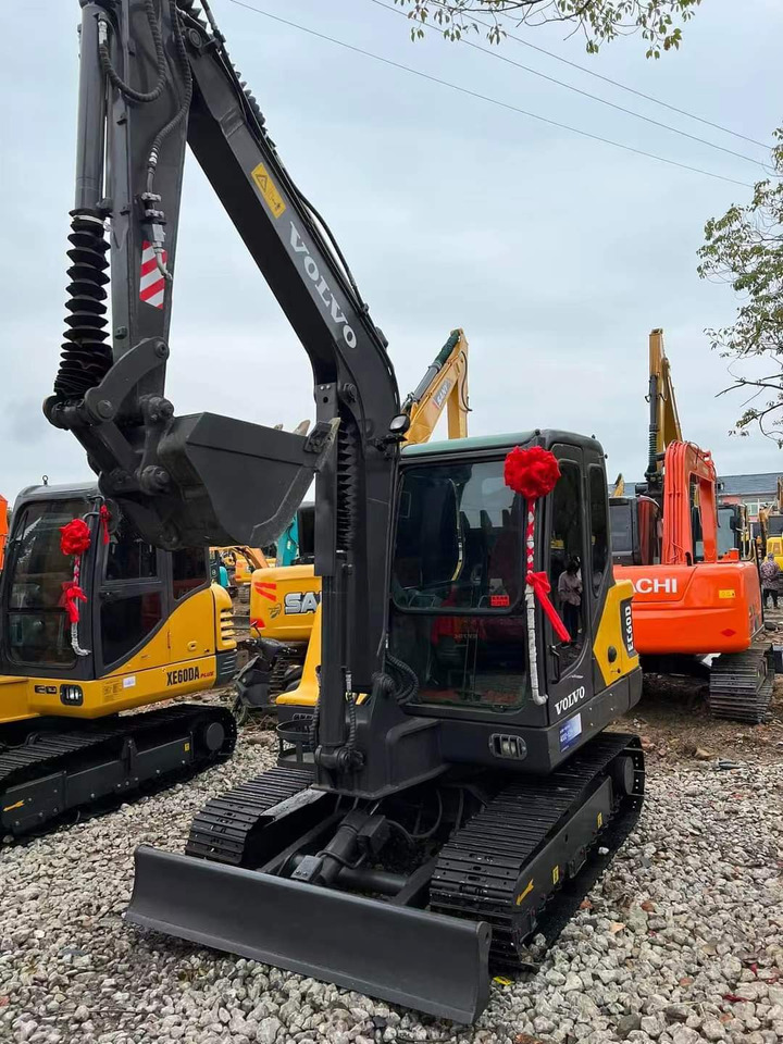 VOLVO EC60D - Ekskavator perayap: gambar 4 VOLVO EC60D - Ekskavator perayap: gambar 4