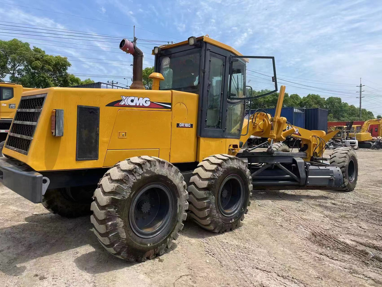 XCMG GR180 - Grader: gambar 2 XCMG GR180 - Grader: gambar 2