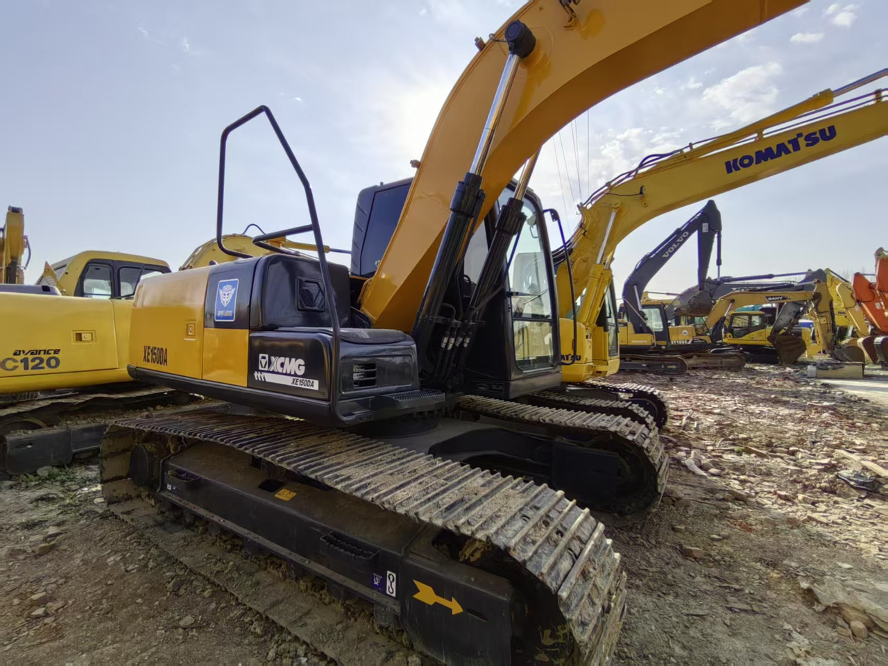XCMG XE150DA - Ekskavator perayap: gambar 1 XCMG XE150DA - Ekskavator perayap: gambar 1