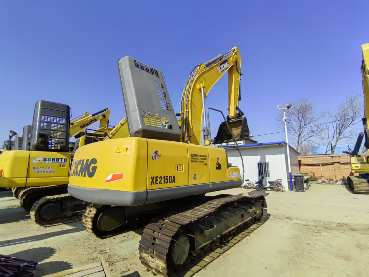 XCMG XE215DA - Ekskavator perayap: gambar 4 XCMG XE215DA - Ekskavator perayap: gambar 4