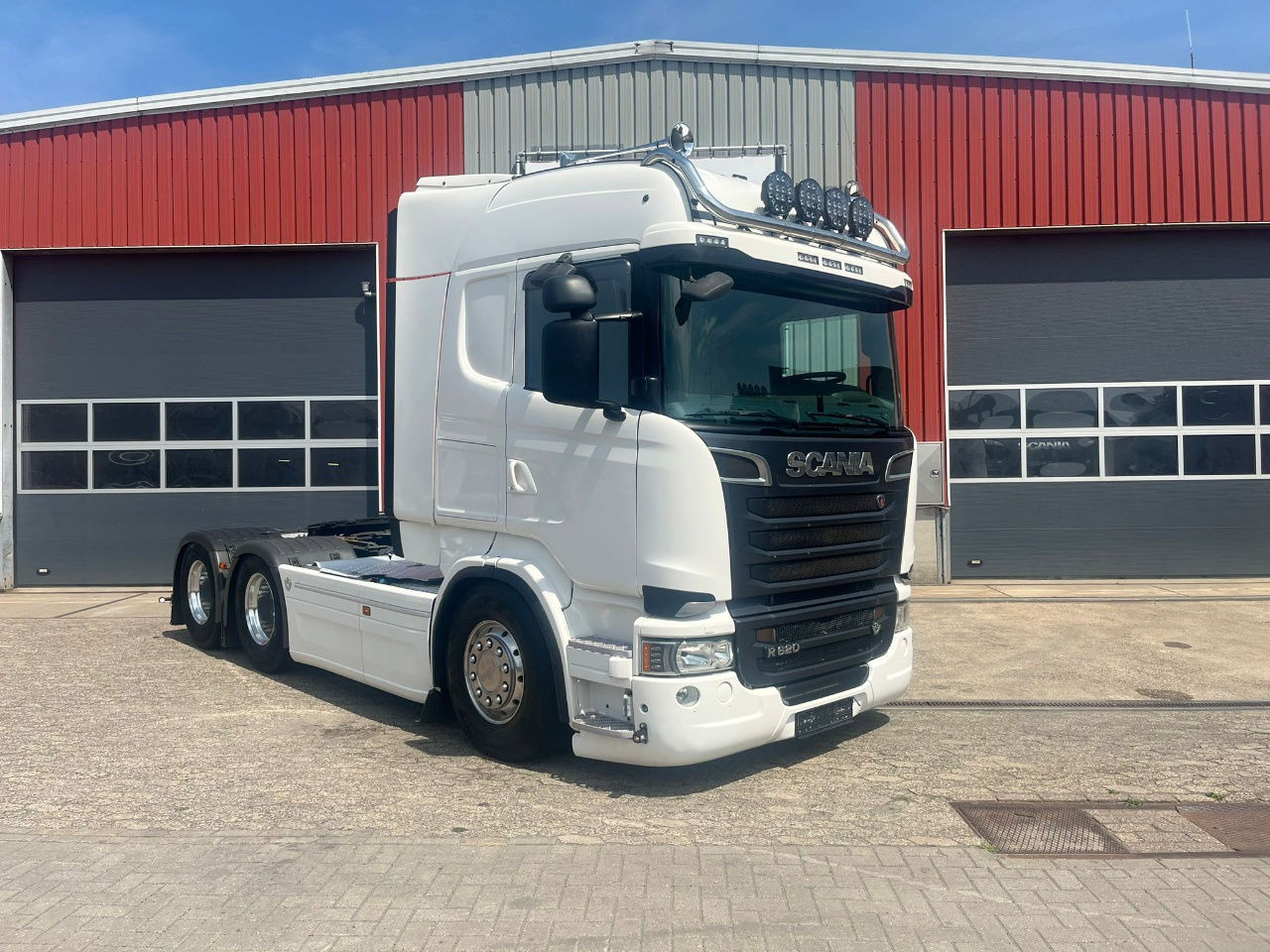 Scania R620-V8 Scania R620 - Tractor head: gambar 2 Scania R620-V8 Scania R620 - Tractor head: gambar 2