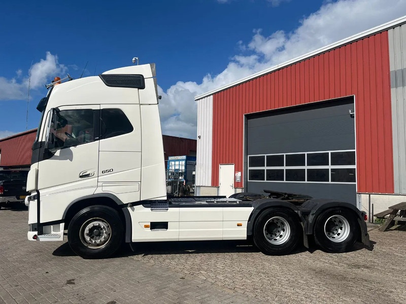 Volvo FH 16.650 FH16 - Tractor head: gambar 3 Volvo FH 16.650 FH16 - Tractor head: gambar 3