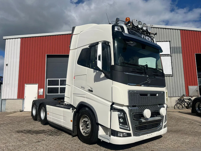 Volvo FH 16.650 FH16 - Tractor head: gambar 4 Volvo FH 16.650 FH16 - Tractor head: gambar 4